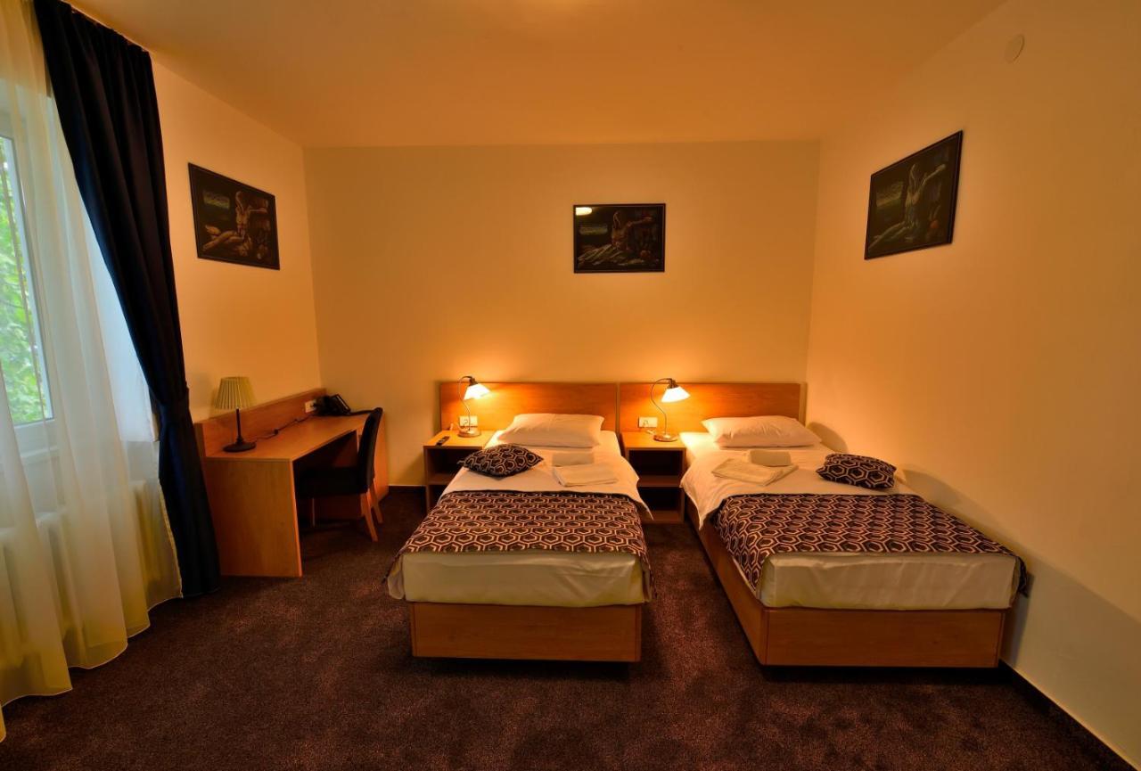 Orient Hotel Nablus Eksteriør bilde